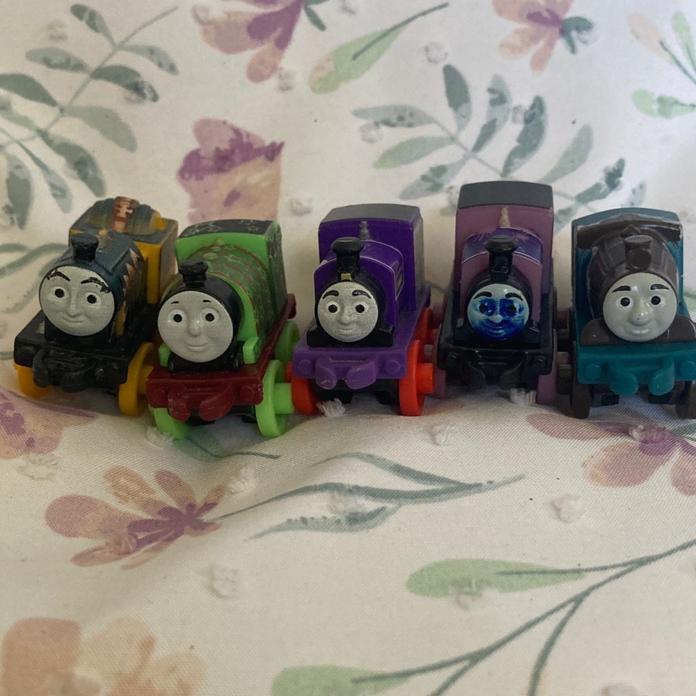 Thomas And Friends Miniature Mini Train Engines Lot of 5 2014 Assorted Character